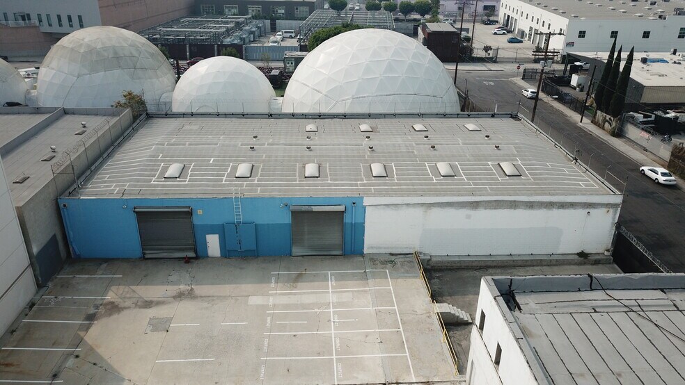 Primary Photo Of 1100 E 5th St, Los Angeles Warehouse For Lease