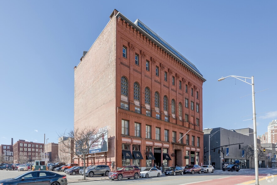 More Photos Of 123-129 Dorrance St, Providence Office For Lease