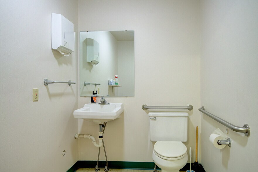 More Photos Of 6597 Falcon Ln, Bozeman Industrial For Sale