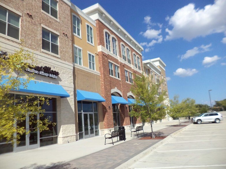 More Photos Of 744 Brick Row, Richardson Apartments For Lease