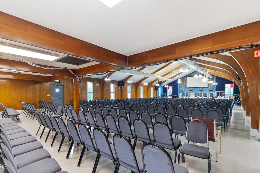 More Photos Of 5001 Backlick Rd, Annandale Religious Facility For Sale