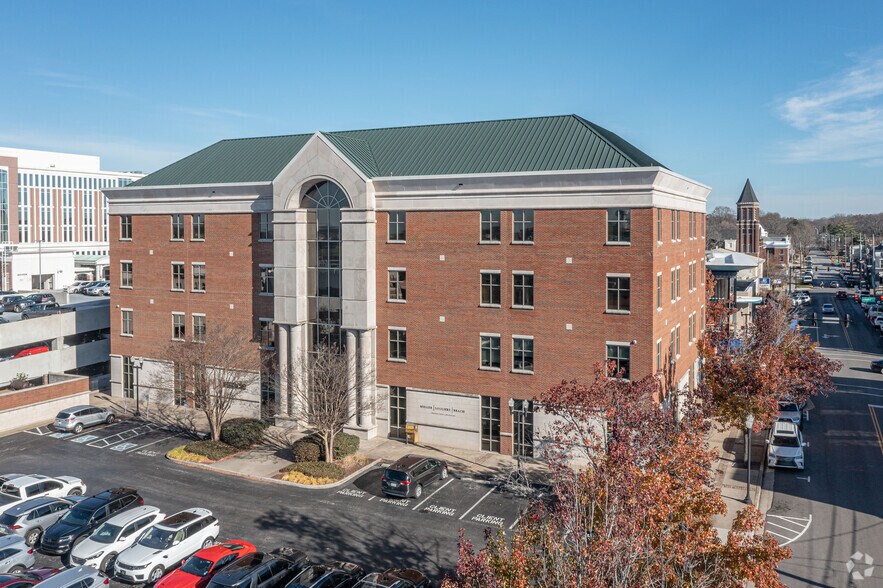Primary Photo Of 214 W College St, Murfreesboro Office For Sale