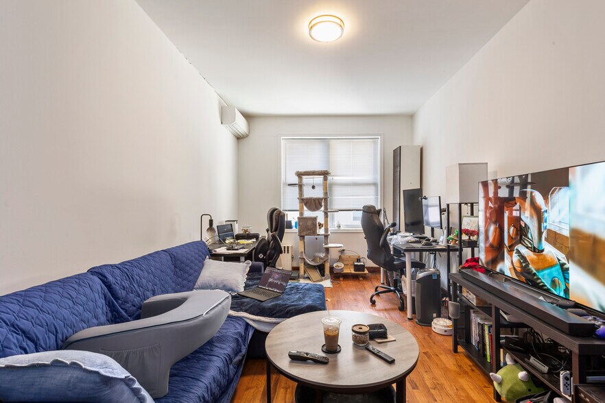 More Photos Of 4304 34th Ave, Astoria Freestanding For Sale