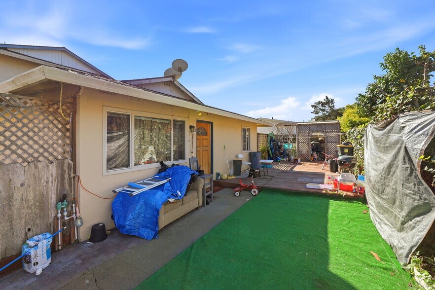 More Photos Of 3047 Zanetta Dr, Marina Apartments For Sale