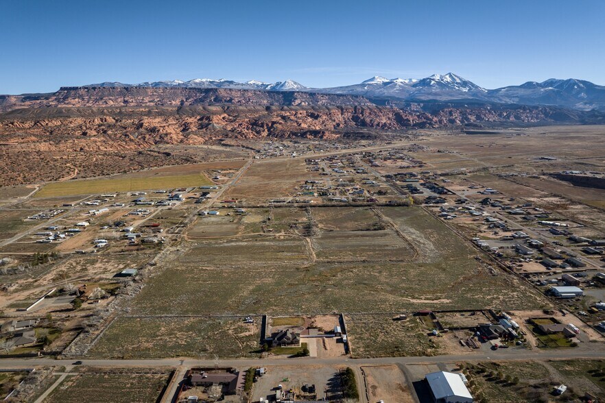 More Photos Of 35 Acres West Coronado, Moab Land For Sale