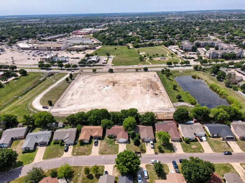 More Photos Of 3620 Sycamore School rd, Fort Worth Land For Sale