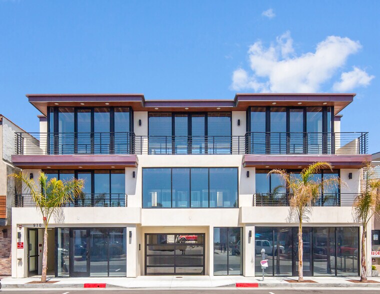Primary Photo Of 910 Hermosa Ave, Hermosa Beach Loft Creative Space For Lease