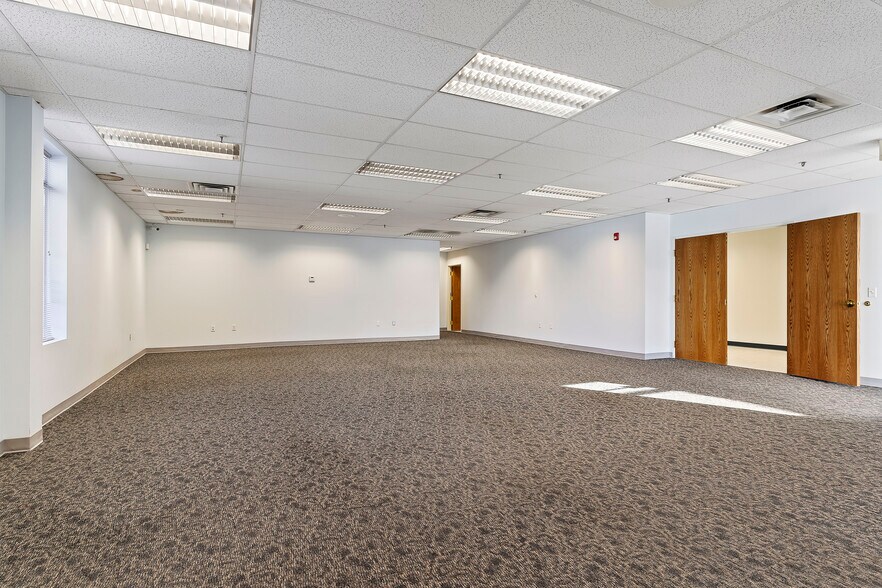 More Photos Of 155 31st St, Ogden Research And Development For Sale