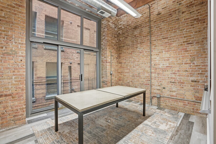 More Photos Of , Chicago Office For Sale