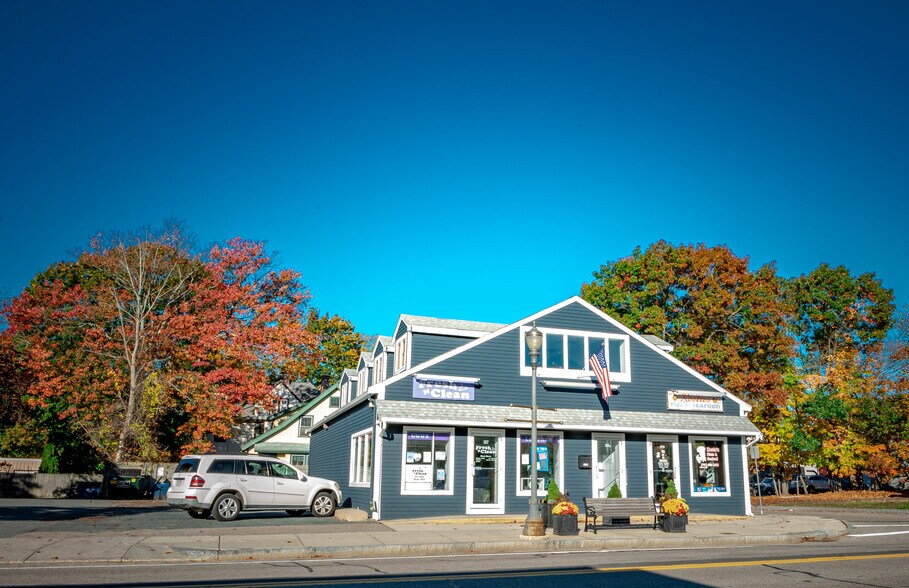 More Photos Of 317 Chestnut St, Needham Freestanding For Sale