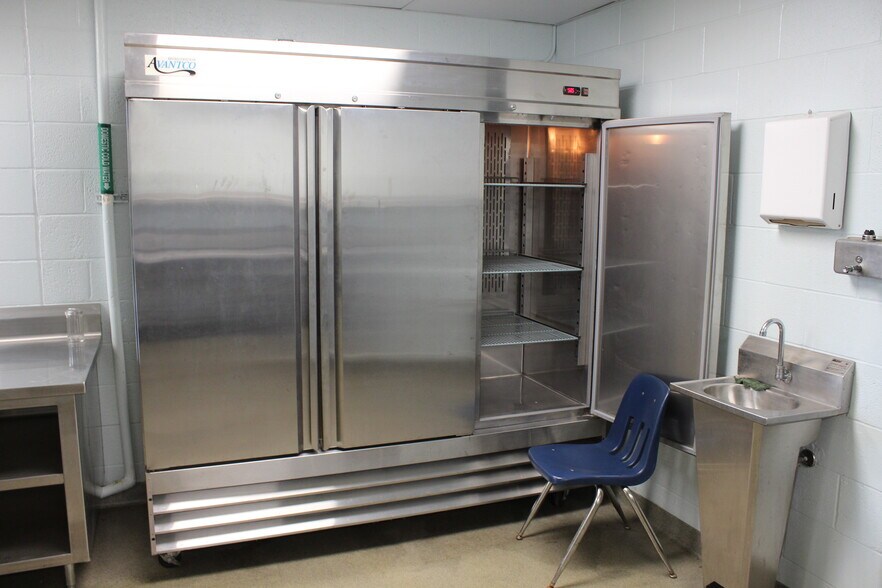 More Photos Of 610 Cuyler St, Cheboygan Lodge Meeting Hall For Sale