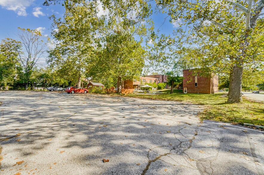 More Photos Of 800 Livermore St, Yellow Springs Research And Development For Sale