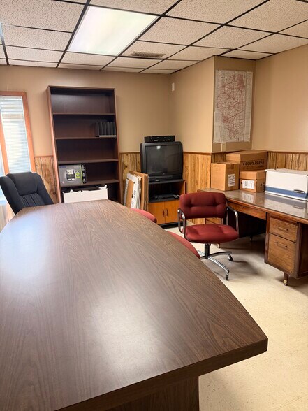 More Photos Of 3680 179th St, Hammond Office For Sale