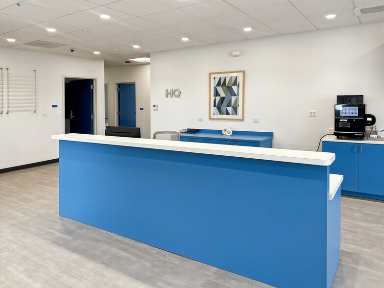 More Photos Of 205 W Grand Ave, Bensenville Coworking Space