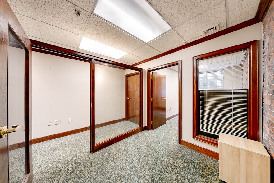 More Photos Of 200 Lincoln St, Boston Loft Creative Space For Sale