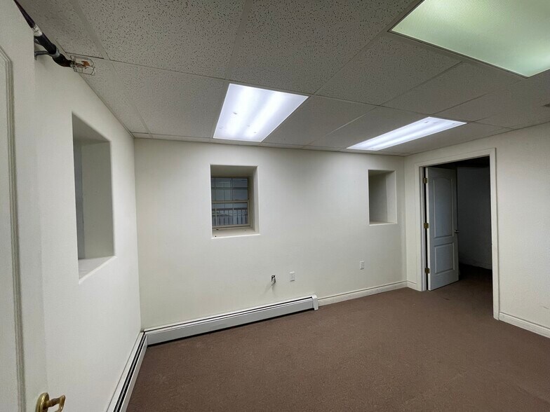More Photos Of 78 N Silicon Dr, Pueblo Light Distribution For Lease