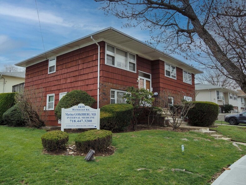More Photos Of 1039 Richmond Rd, Staten Island Medical For Sale