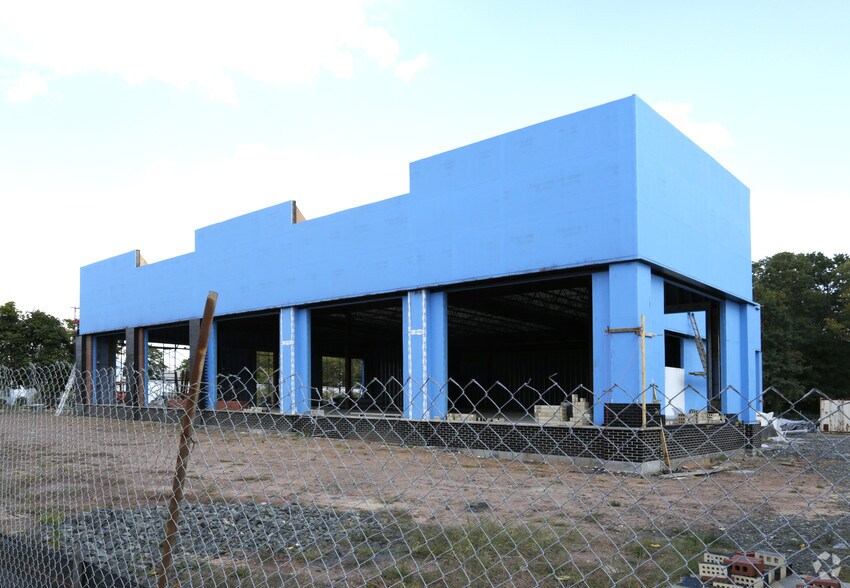 Primary Photo Of 1079 US Highway 22, Mountainside Restaurant For Lease