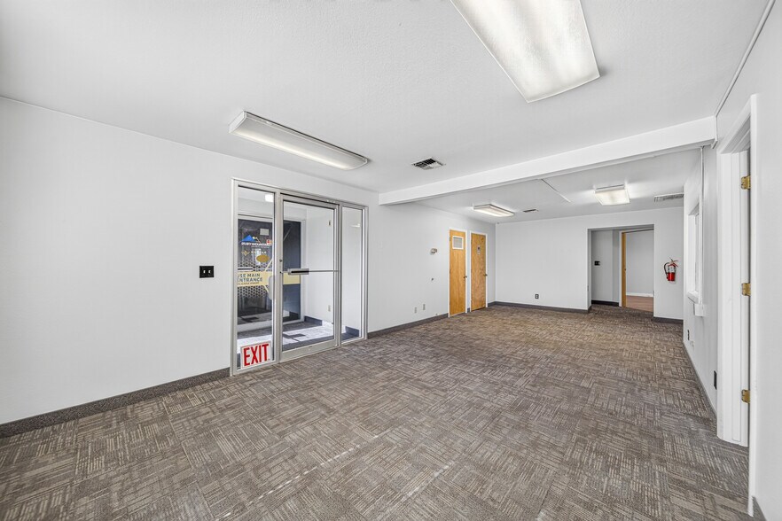 More Photos Of 618 Idaho St, Elko Office For Lease