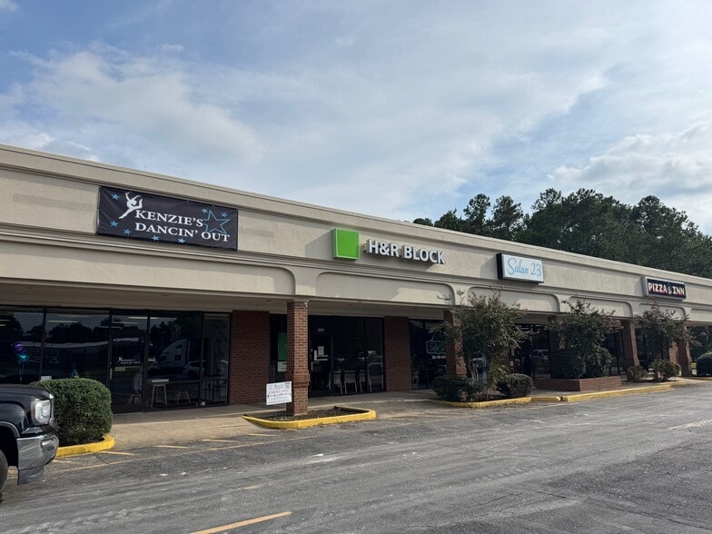 More Photos Of 1002-1012 E Main St, Cherryville Unknown For Lease