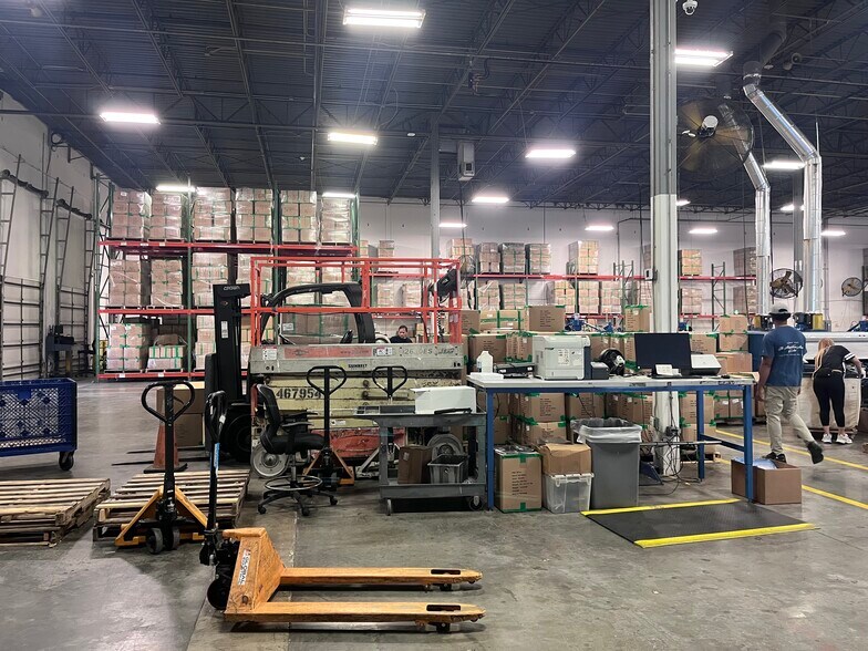 More Photos Of 7975 114th Ave N, Largo Manufacturing For Lease