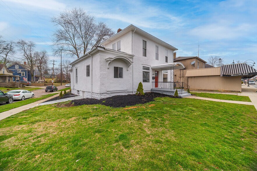 More Photos Of 16-20 W Park St, Westerville Apartments For Sale