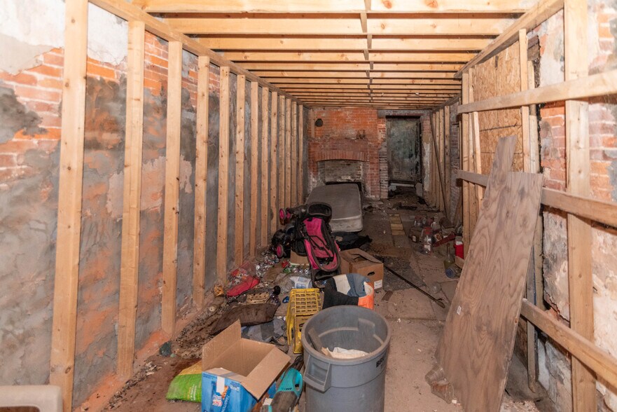 More Photos Of 401-405 S High St, Baltimore Storefront Retail Residential For Sale