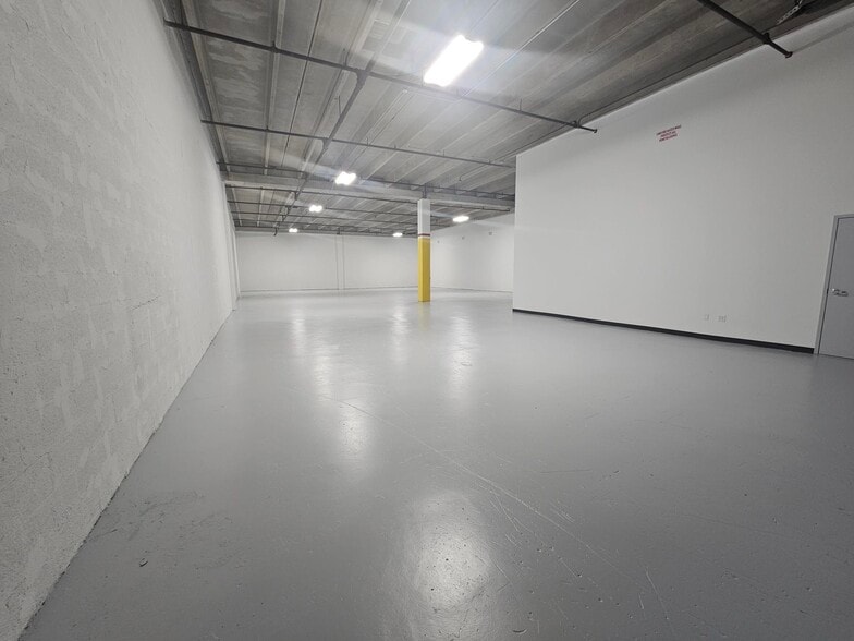 More Photos Of 7212-7282 NW 33rd St, Miami Unknown For Lease