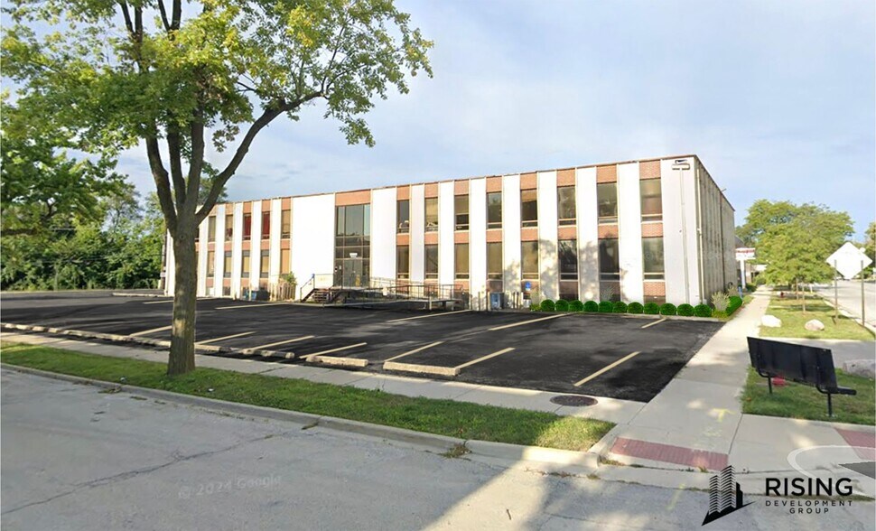 Primary Photo Of 10001 W Roosevelt Rd, Westchester Office For Sale