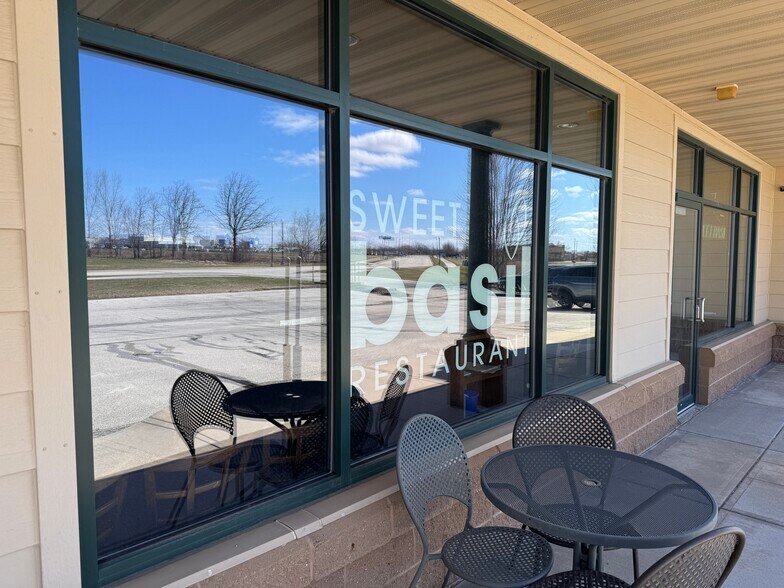 More Photos Of 637-651 Walton Dr, Plymouth Freestanding For Sale