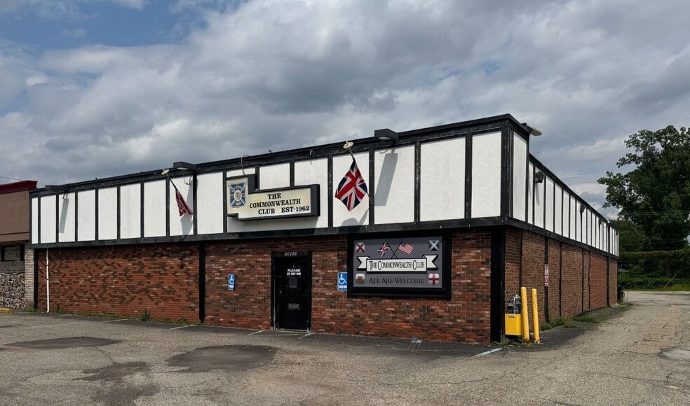 Primary Photo Of 30088 Dequindre Rd, Warren Lodge Meeting Hall For Lease