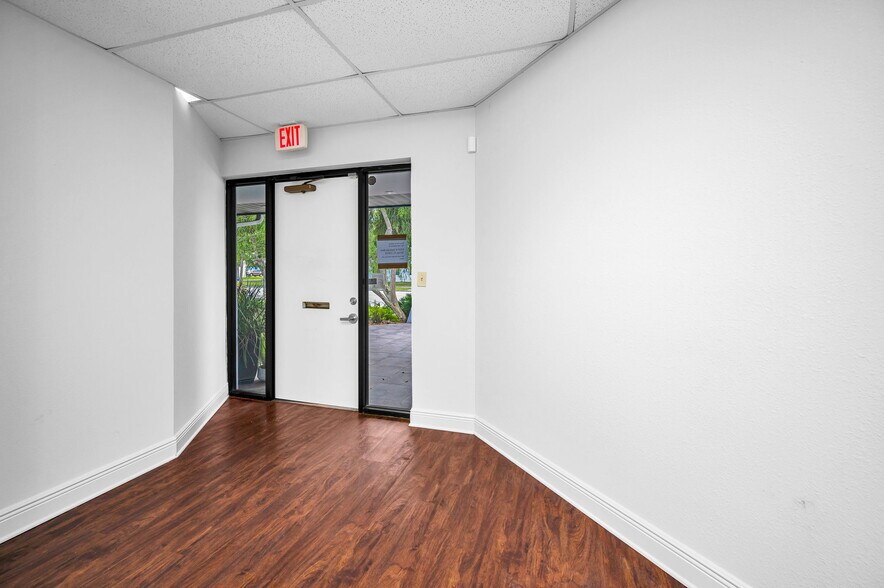 More Photos Of 4021 Central Ave, Saint Petersburg Medical For Lease