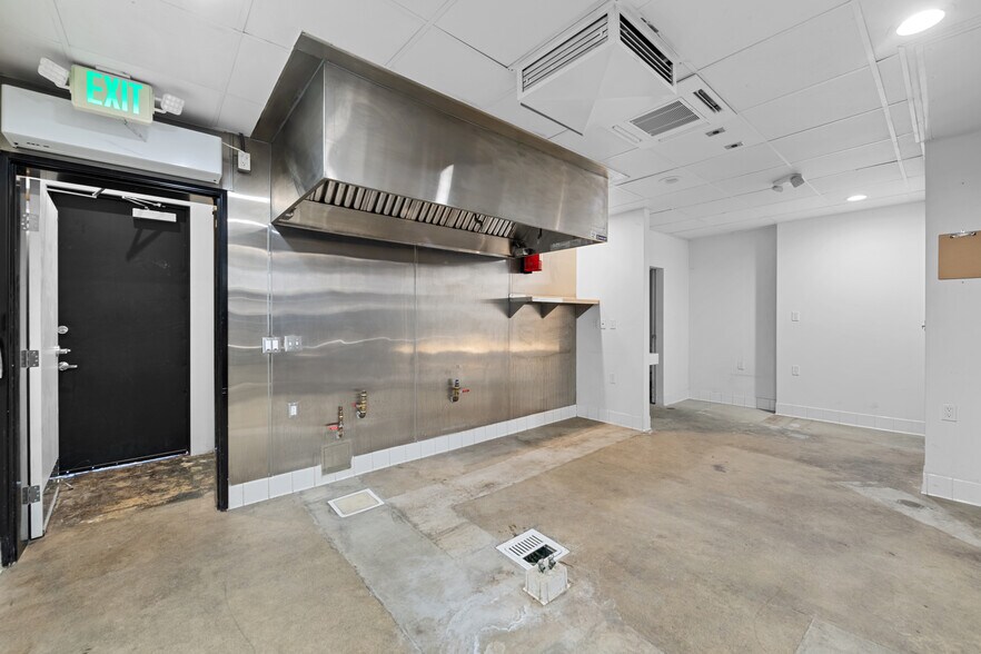 More Photos Of 1509 Mateo St, Los Angeles Office Residential For Sale