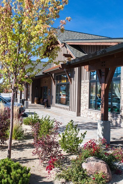 More Photos Of 95 Foothill Dr, Reno Unknown For Lease