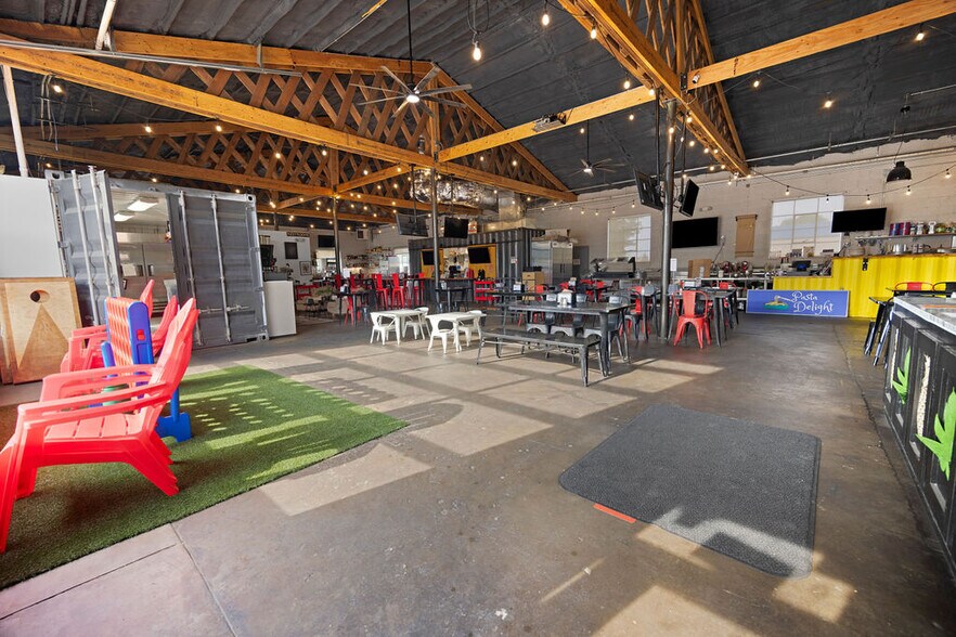 More Photos Of 1589 W Victory Way, Craig Flex For Sale