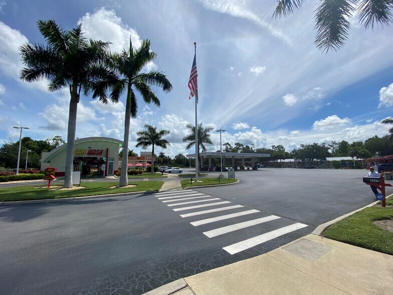 More Photos Of 9995 Tamiami Trl E, Naples Service Station For Lease