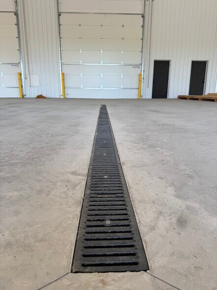 More Photos Of 1134 NY State Route 5, Elbridge Light Distribution For Lease