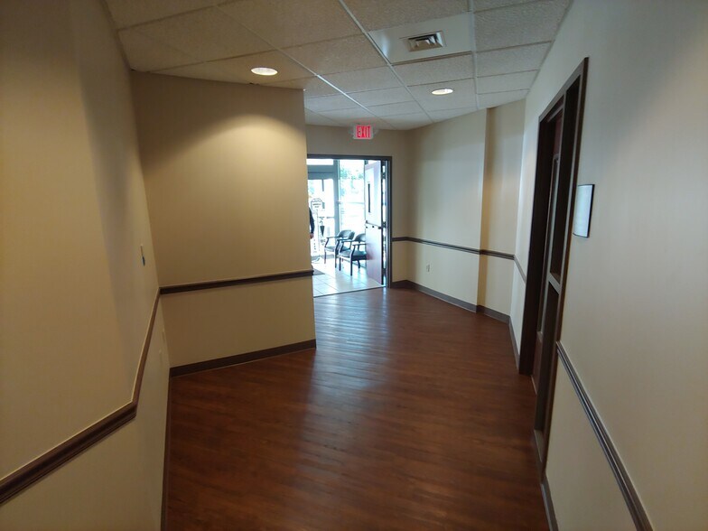 More Photos Of 2191 9th Ave N, Saint Petersburg Medical For Lease