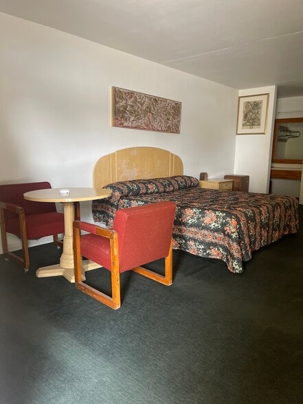 More Photos Of 3257 SW Military Dr, San Antonio Hotel For Sale