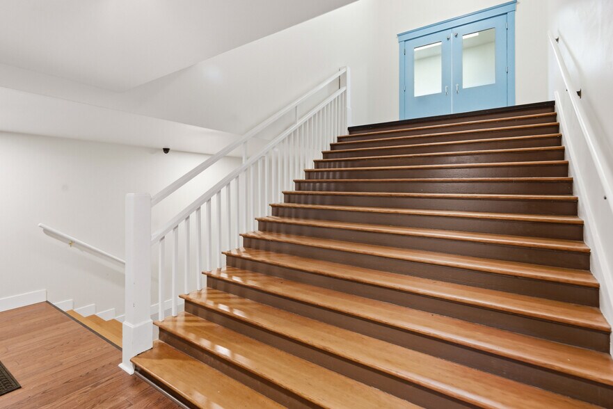More Photos Of 101 SW 2nd St, Chehalis Apartments For Sale
