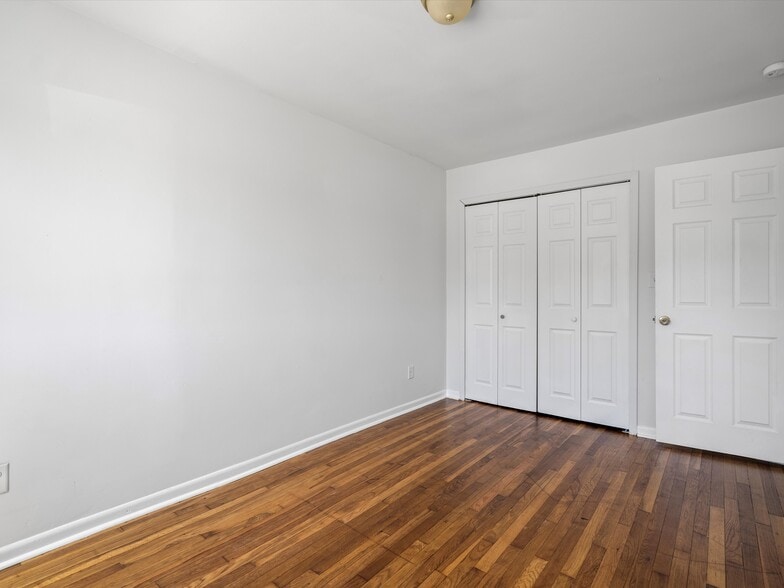 More Photos Of 19199 Lahser Rd, Detroit Apartments For Sale