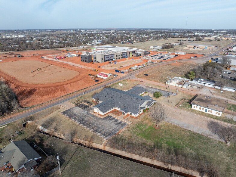 More Photos Of 744 SE 25th St, Oklahoma City Medical For Lease