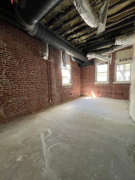 More Photos Of 1700 I St, Sacramento Loft Creative Space For Lease