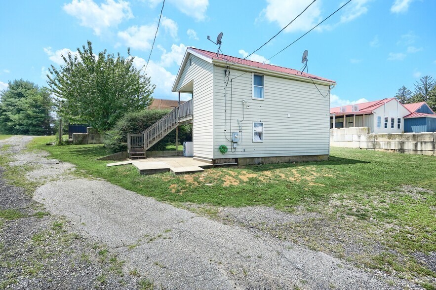 More Photos Of 21603 Middletown Rd, Freeland Freestanding For Sale