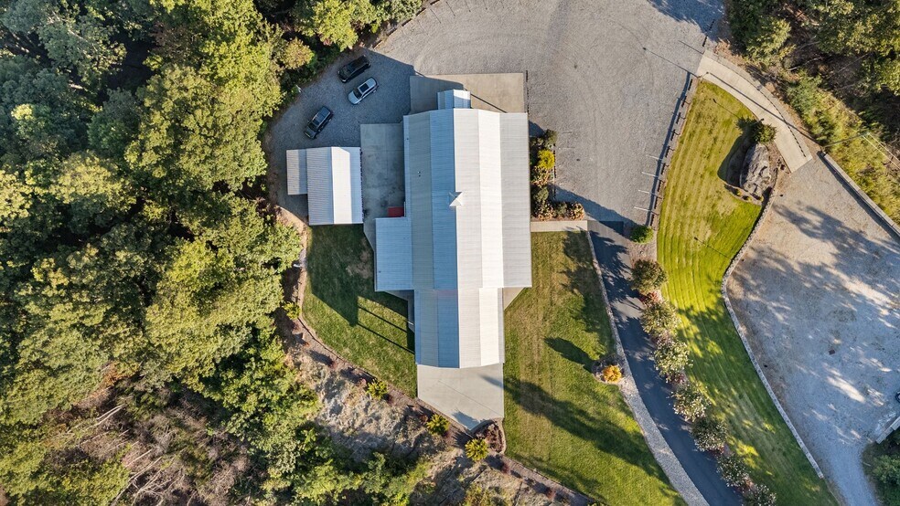 More Photos Of 6572 Burkemont Rd, Morganton Specialty For Sale