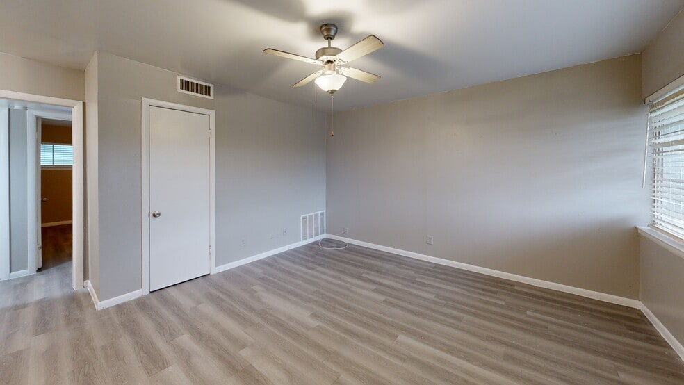 More Photos Of 3299 S Polk St, Dallas Apartments For Sale