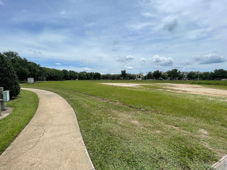 More Photos Of 607 Oviedo Blvd, Oviedo Land For Sale
