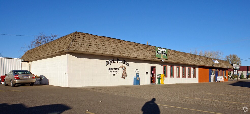 More Photos Of 1619 N Whitley Dr, Fruitland Restaurant For Lease
