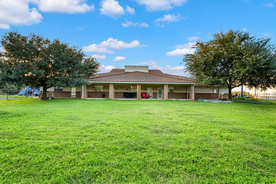 More Photos Of 10002 Camino Bandera, San Antonio Daycare Center For Sale