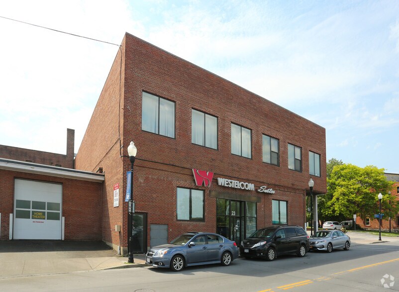 More Photos Of 24 Margaret St, Plattsburgh Storefront Retail Office For Lease